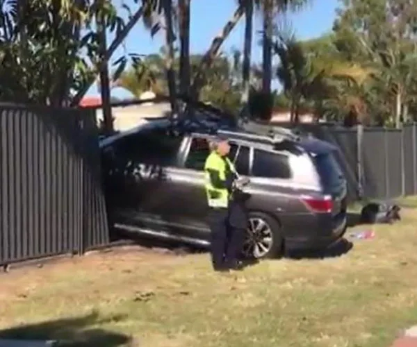 Sporting legend Dean Mercer dies after crashing his car into a Gold Coast fence