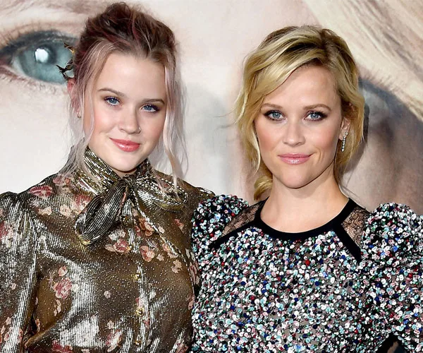 Reese Witherspoon and Ava Phillippe