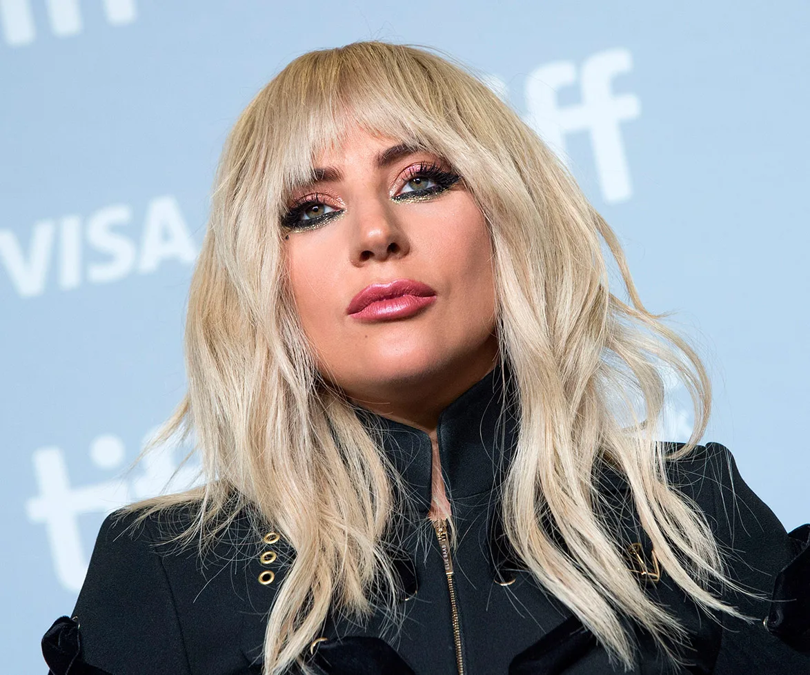 Lady Gaga, Chronic Pain