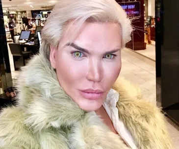 Human Ken Doll Rodrigo Alves