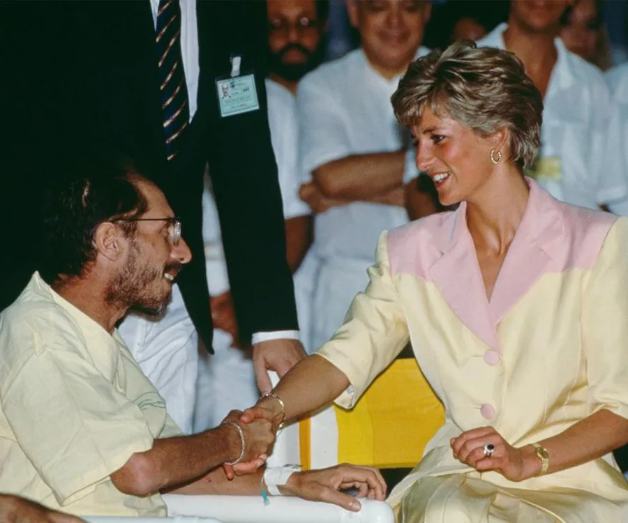 Prince Harry delivers moving speech about Princess Diana fighting homophobia
