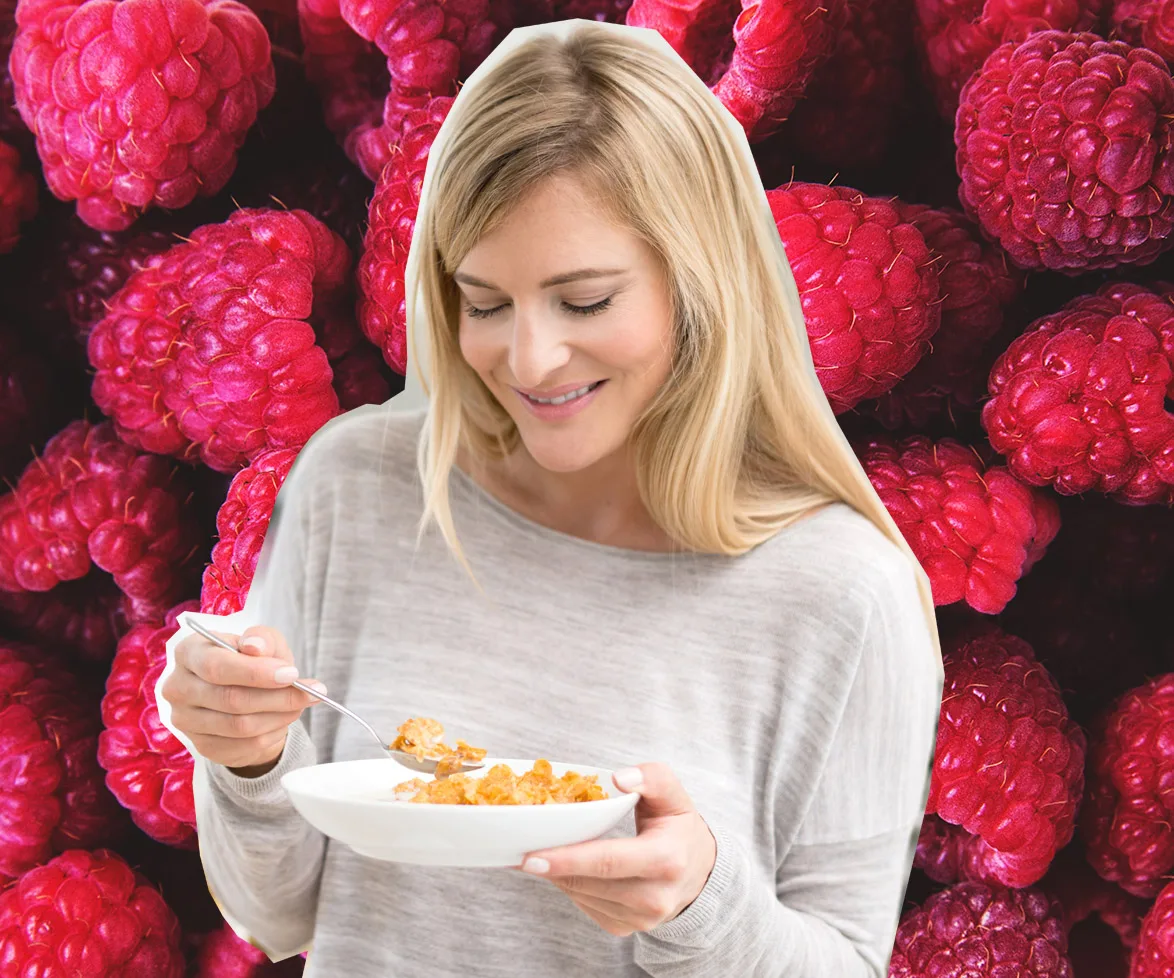 woman eating low gi food