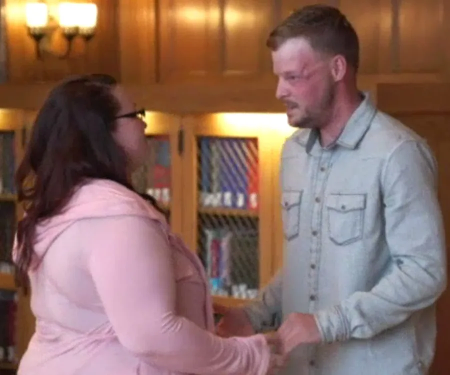 Woman meets man who had face transplant from late husband