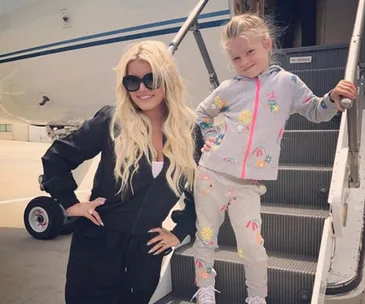 Mummy shamers lash out at Jessica Simpson for letting her 5-year-old daughter wear make-up