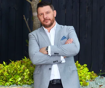 manu feildel