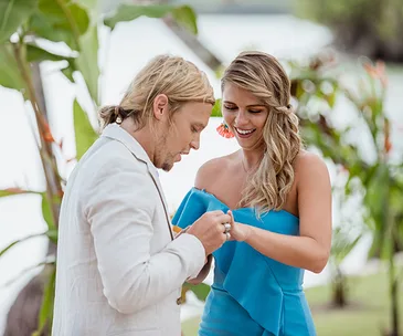 Tara and Sam Bachelor In Paradise