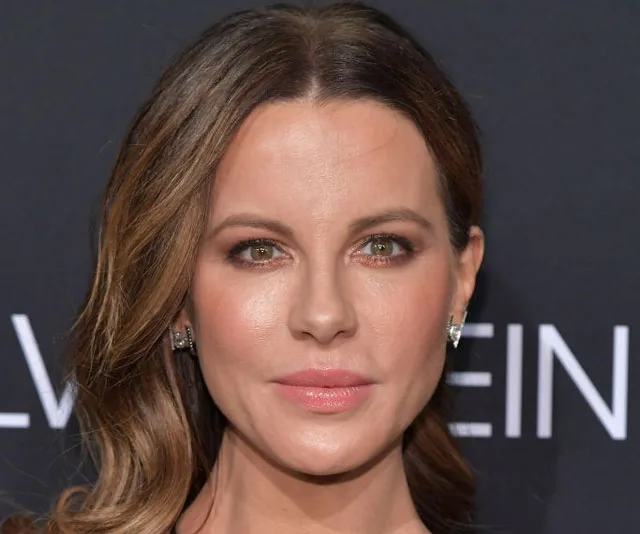 Kate Beckinsale foreskin facial