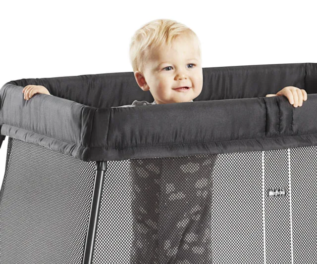 BabyBjorn Travel Cot