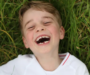 The Palace just dropped three stunning new photos of Prince George and wait till you see what he’s wearing!