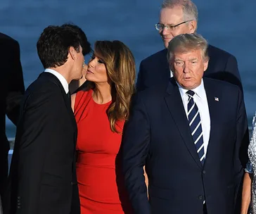 Twitter is losing it over this trending picture of Melania Trump and Justin Trudeau