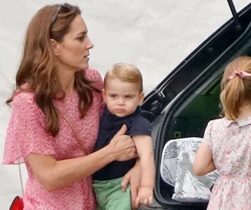 Duchess Catherine spotted at a local supermarket with the kids, revealing where they’re currently holidaying