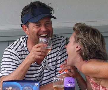 EXCLUSIVE PICS: Steve Jacobs’ sexy date with a school mum revealed