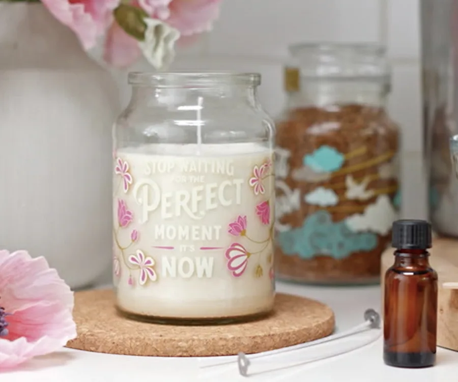 Moccona coffee jar