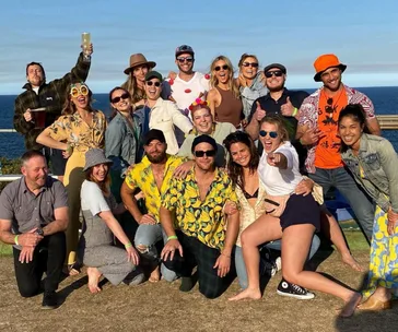 Say “Summer Bay!” We round up the sweetest behind-the-scenes photos from the Home And Away cast in 2020