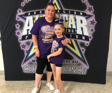 Mum cheerleader 