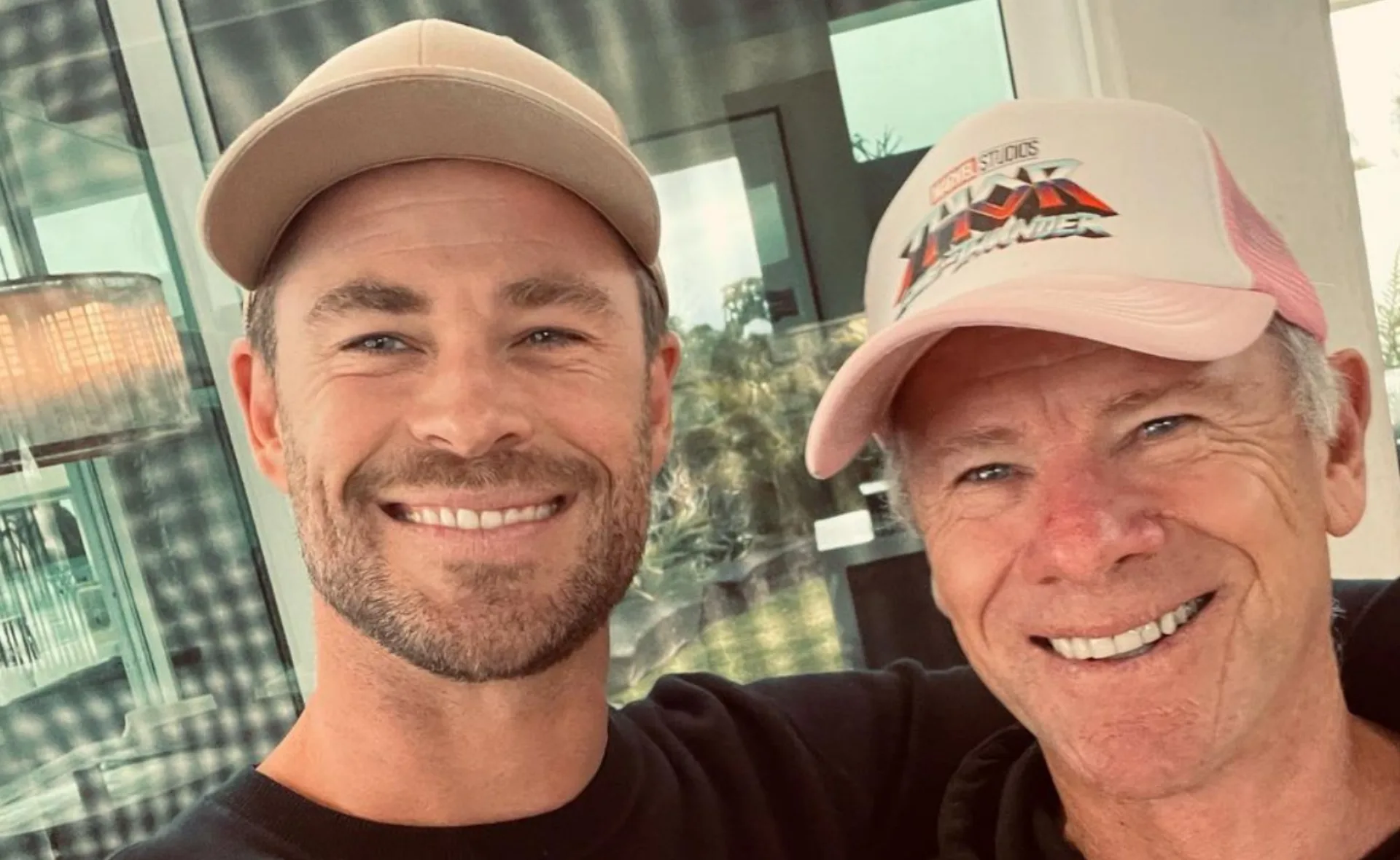 Chris Hemsworth dad