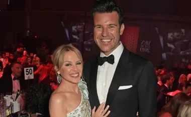 Kylie Minogue is coming home! Reports say she’s moving back to Australia, but will her boyfriend come with her?