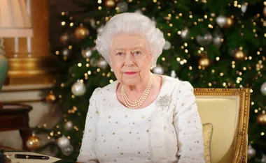 Royal Christmas cancelled! The Queen calls off festivities one week before Christmas as COVID cases surge