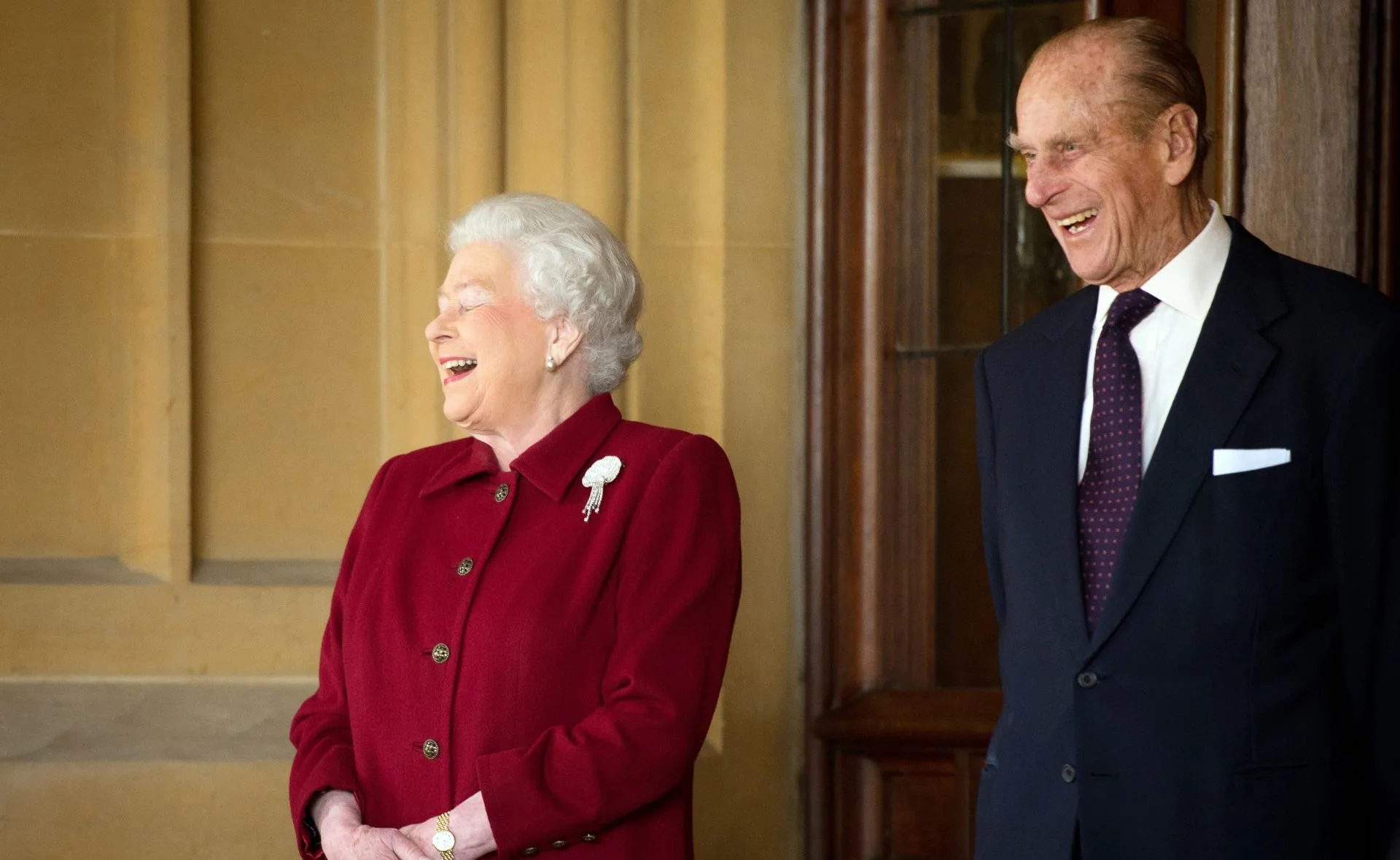 What happens to Australian money now that Queen Elizabeth II has passed?