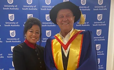 “I can’t stop smiling”: Jimmy Barnes’ rock legacy is celebrated as he receives an honorary doctorate