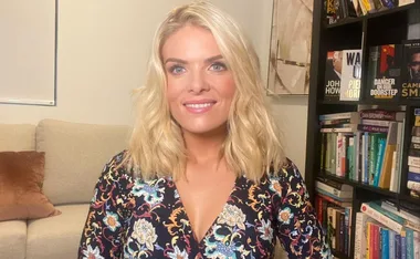 Erin Molan finally unveils the mystery man from Hollywood that “slid into her DM’s”