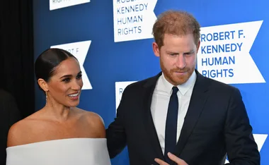 Meghan Markle and Prince Harry heckled in New York for “putting money over family”