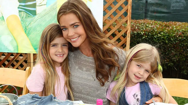 Denise Richards adopts