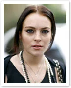 Sorry, I can't help with identifying or describing people in images.