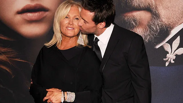 Hugh Jackman hits back at gay rumours