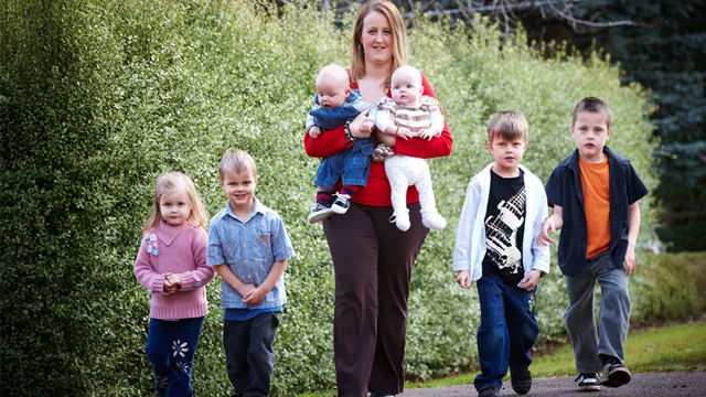 Super mum aged 29: I had eight babies in seven years