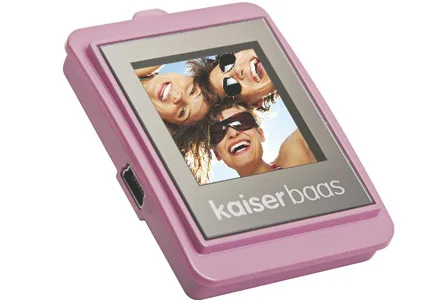 Pink Kaiser Baas digital photo keychain displaying a smiling group photo on its screen.