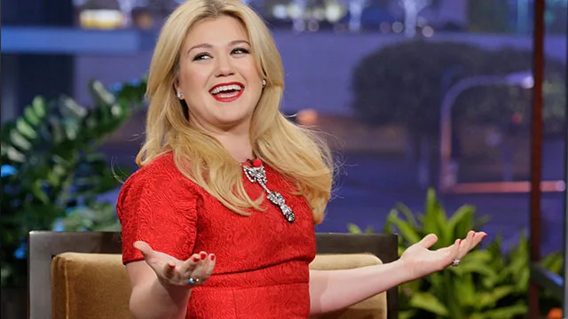 Kelly Clarkson hits back at weight loss critics