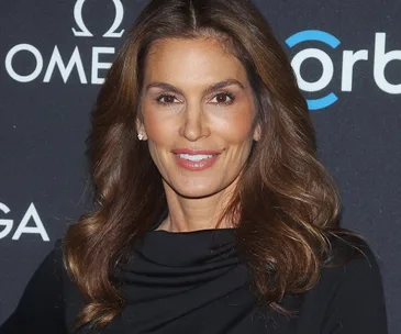 cindy crawford fake unretouched images