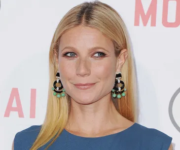 Gwyneth Paltrow vagina steaming