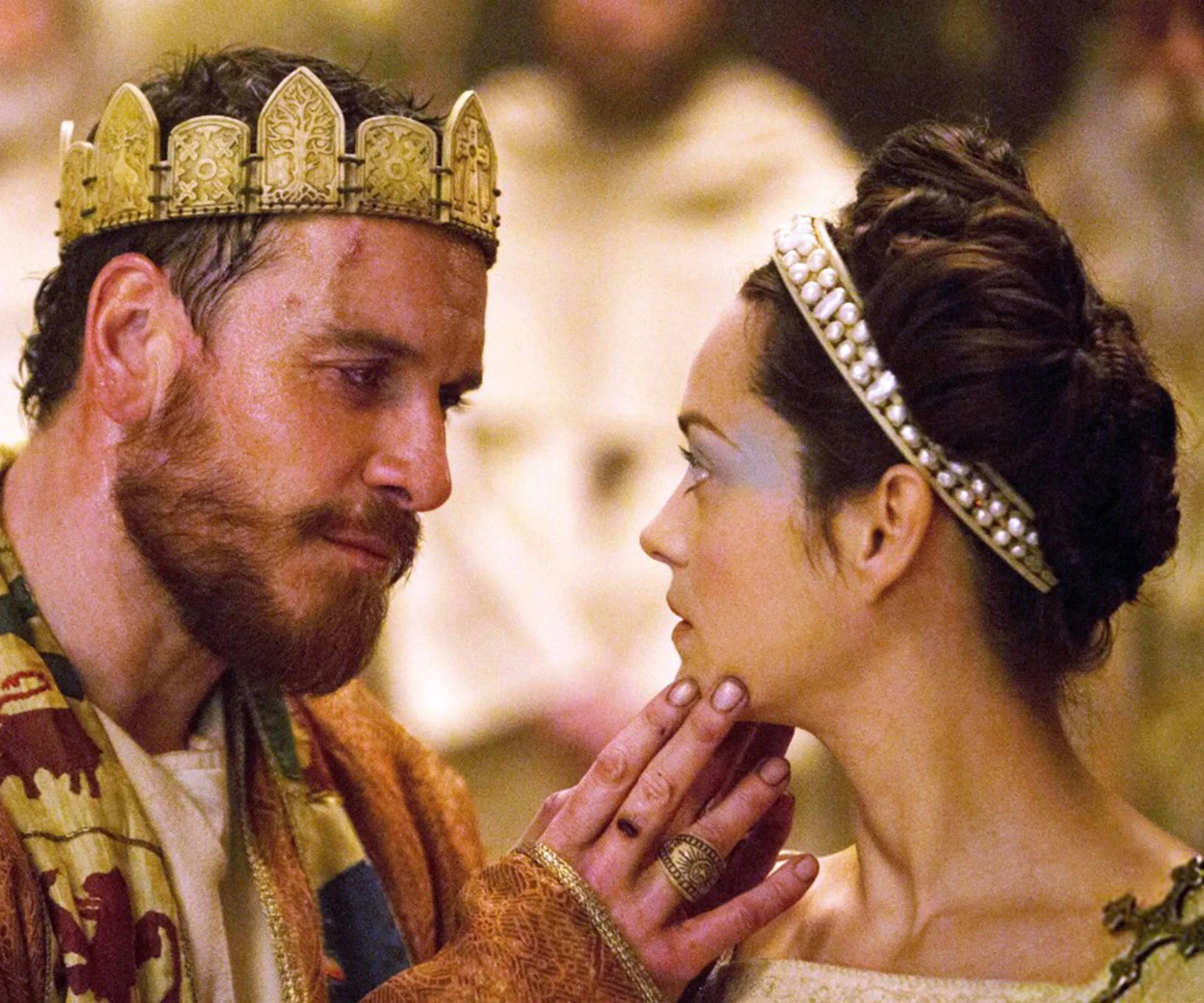 Michael Fassbender and Marion Cotillard in Macbeth