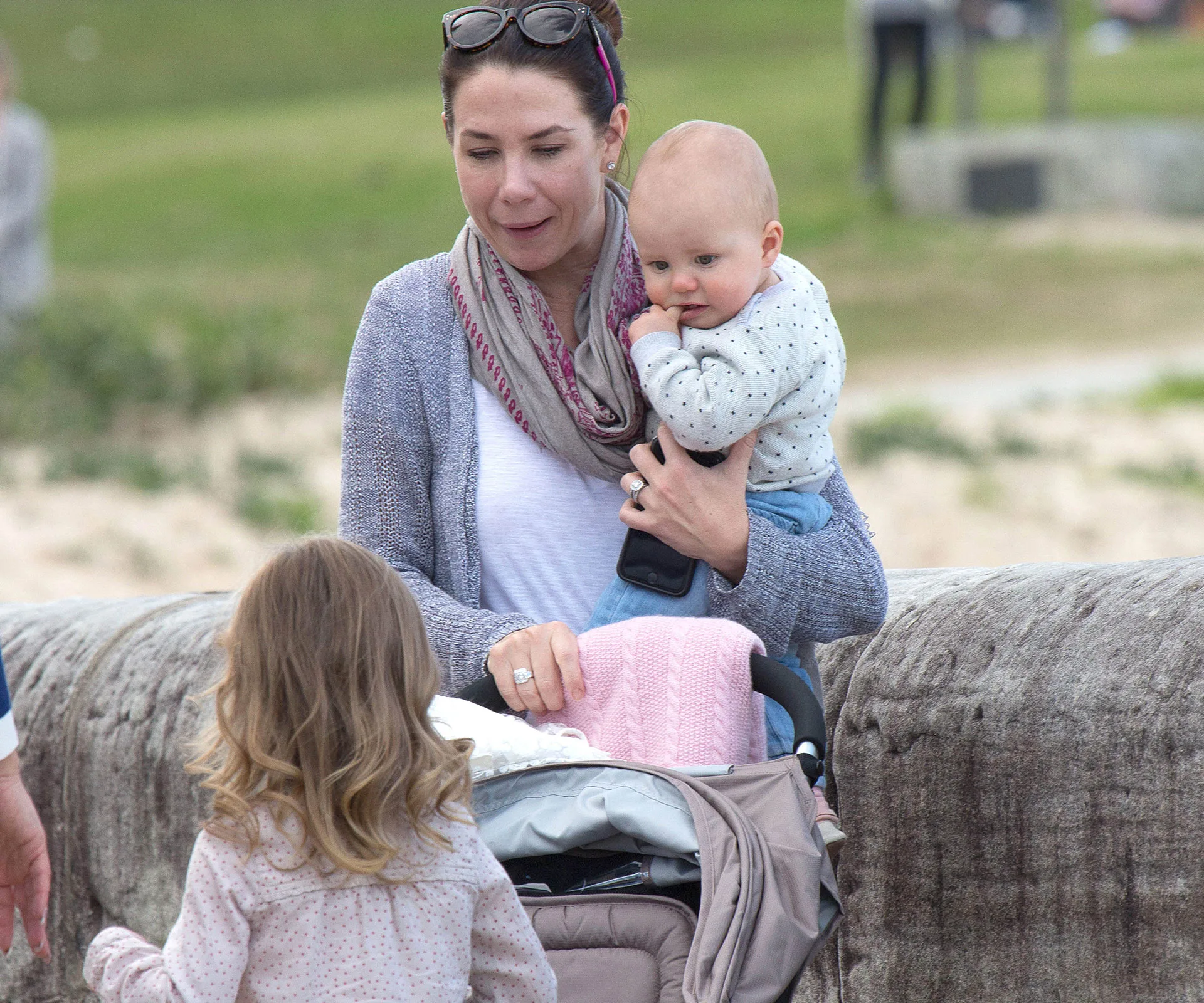 Kate Ritchie and Mae