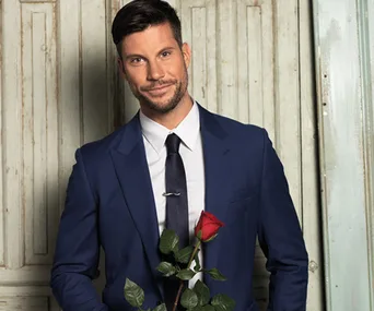 Sam Wood the Bachelor 2015