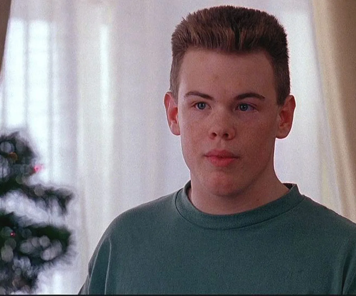 Devin Ratray as Buzz McCallister