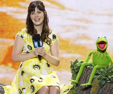 Zooey Deschanel Kermit