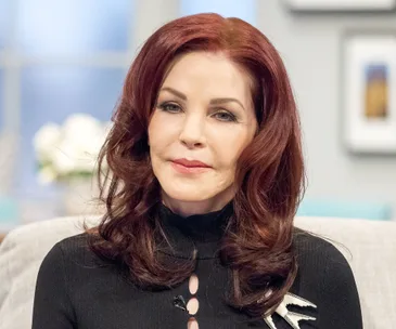  Priscilla Presley