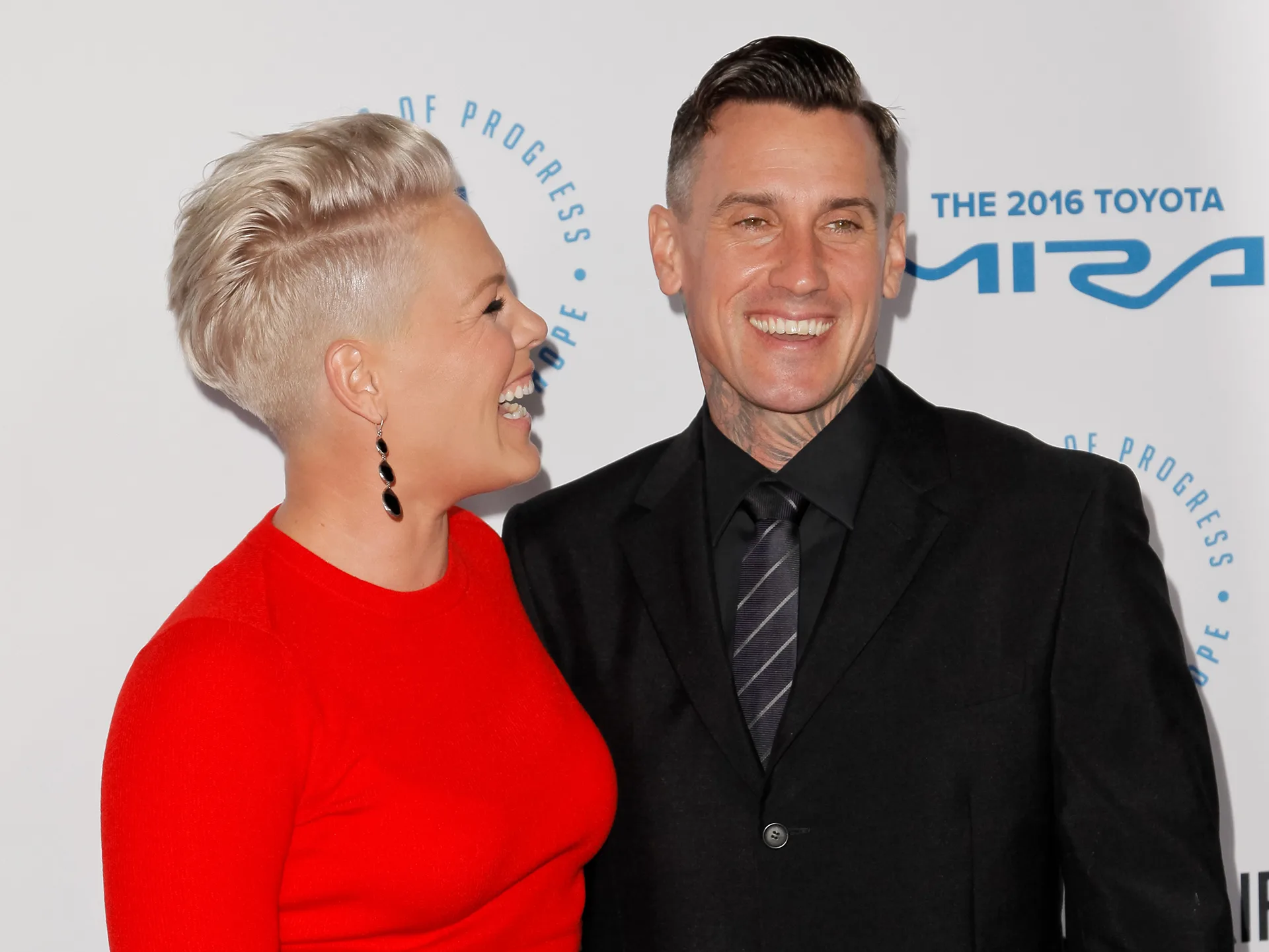 Pink's wedding anniversary tribute to Carey Hart