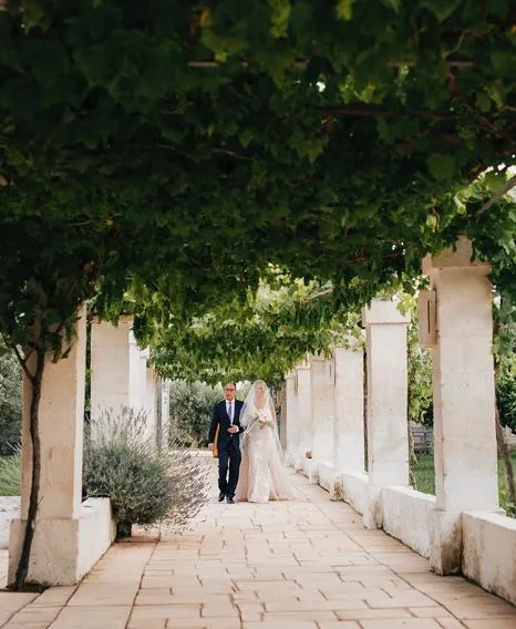 anna heinrich bridesmaid dresses Behind the scenes of Anna Heinrich and Tim Robards Italian wedding