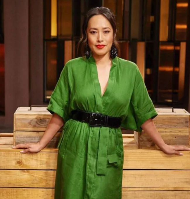 melissa leong green dress Melissa Leong, a true visionary, graced the Fte Chinoise Gala in Toronto last night, looking absolutely stunning in an enchanting Emerald Green silk dress from our latest collection. The dress featured a