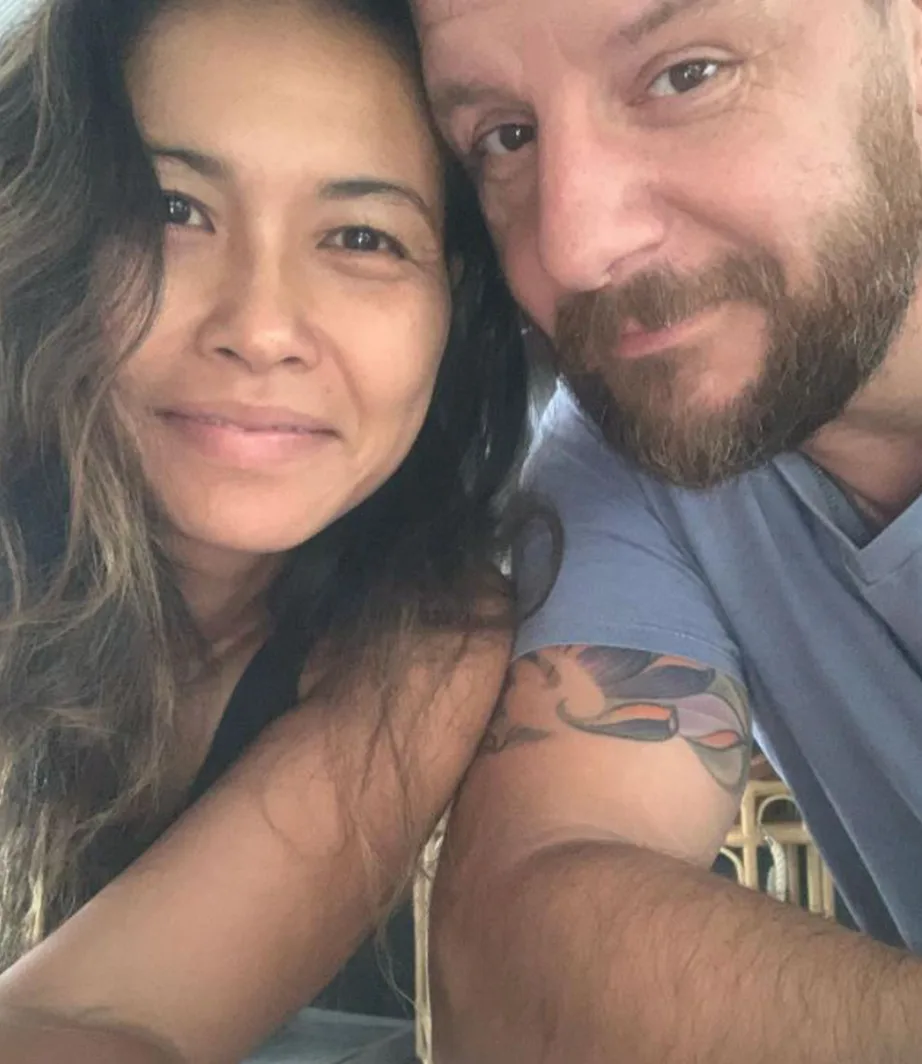 Manu Fieldel with his wife.