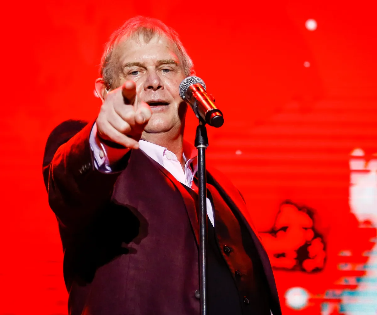 John Farnham cancer