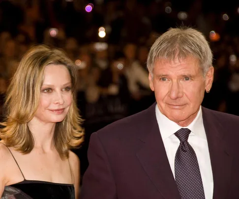 Carrie Fisher and Calista Flockhart beg Harrison Ford to stop flying