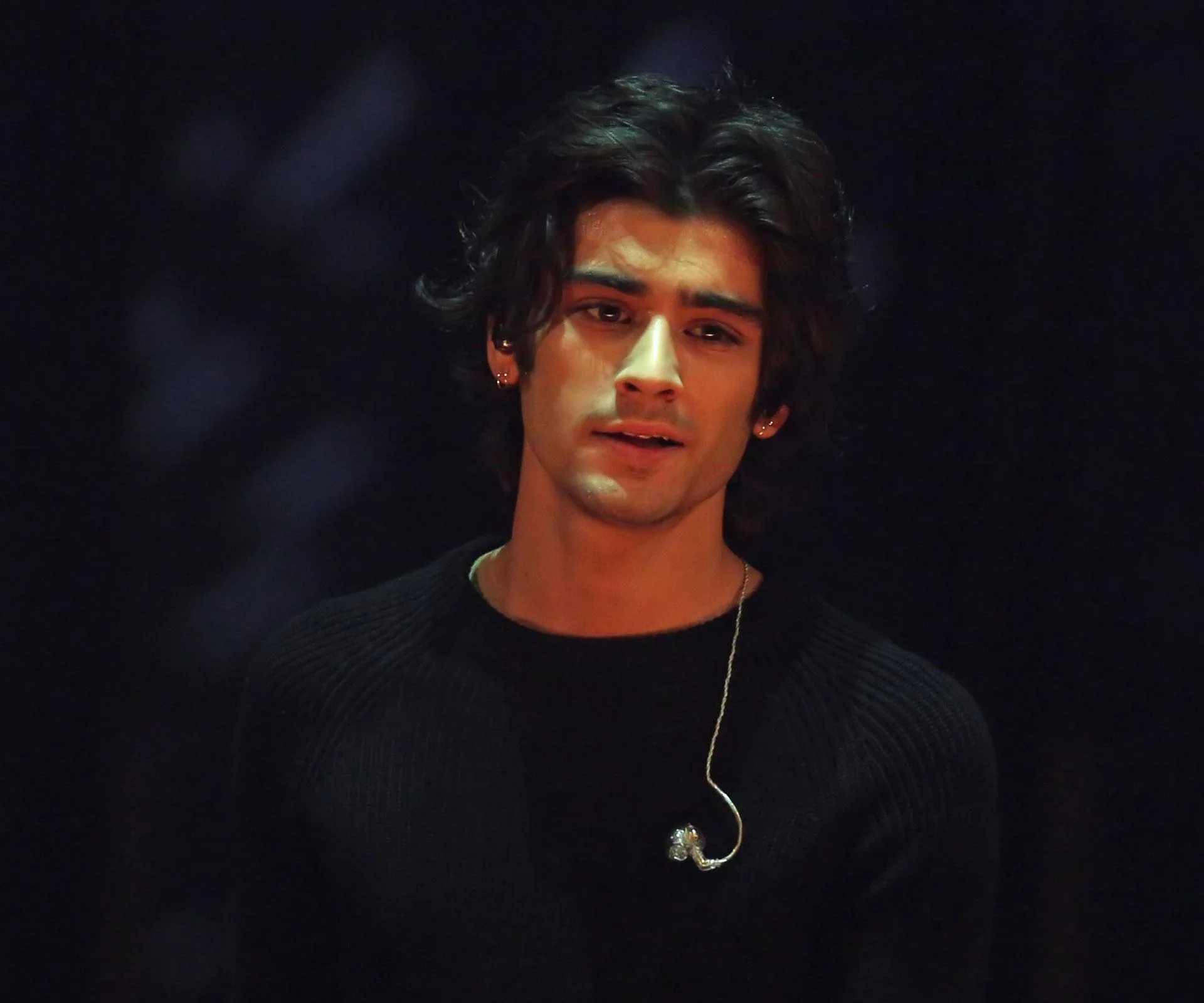 Zayn Malik quits One Direction