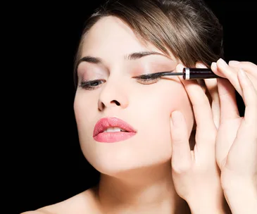 Winged eyeliner has never been so easy for all shaped eyes. Sarah Simpson tells you how to wing it. 