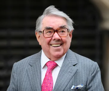 Comedian Ronnie Corbett dies aged 85