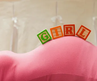 ‘It’s a girl!’: Family breaks gender-drought after 101 years of boys
